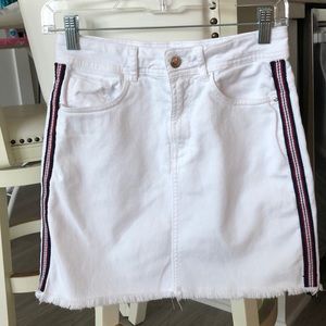 White denim skirt with red and navy striped sides